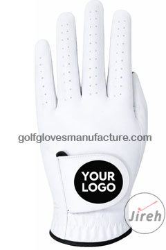 Best Golf Gloves for Sweaty Hands